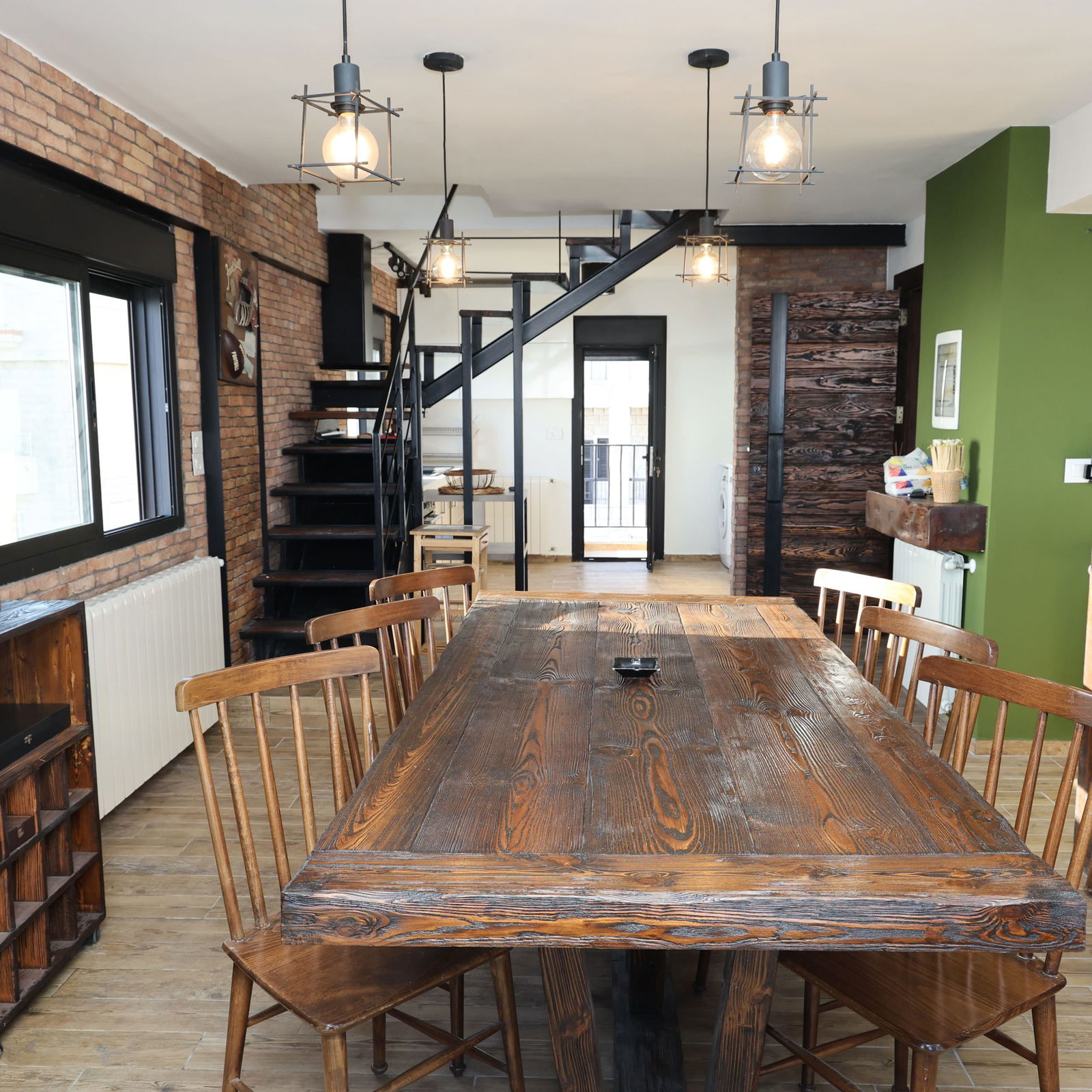 Modern Chalet with Terrace for 8 People – Annaya, Jbeil