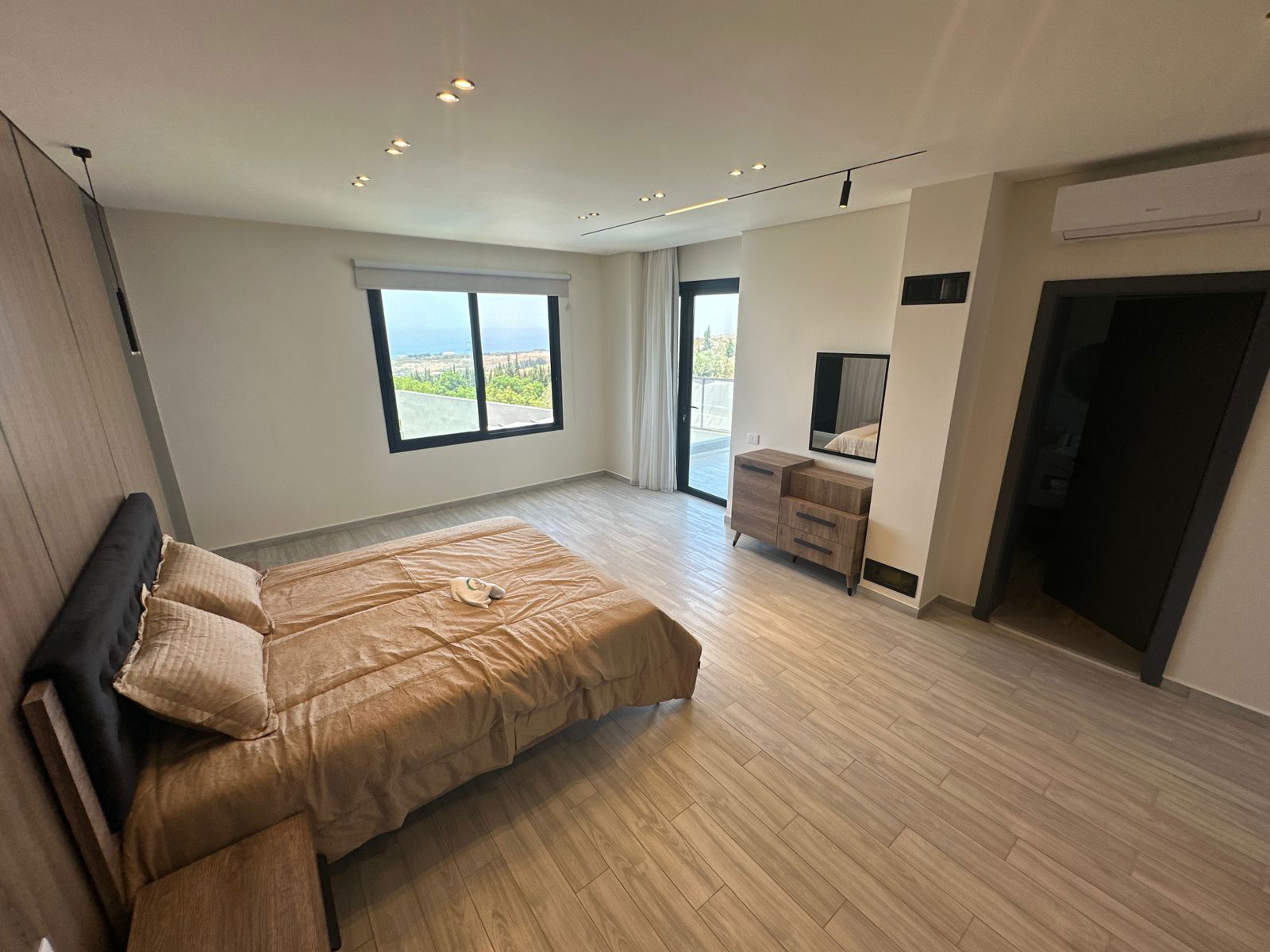 Two Bedroom Chalet – Najjarieh, Saida