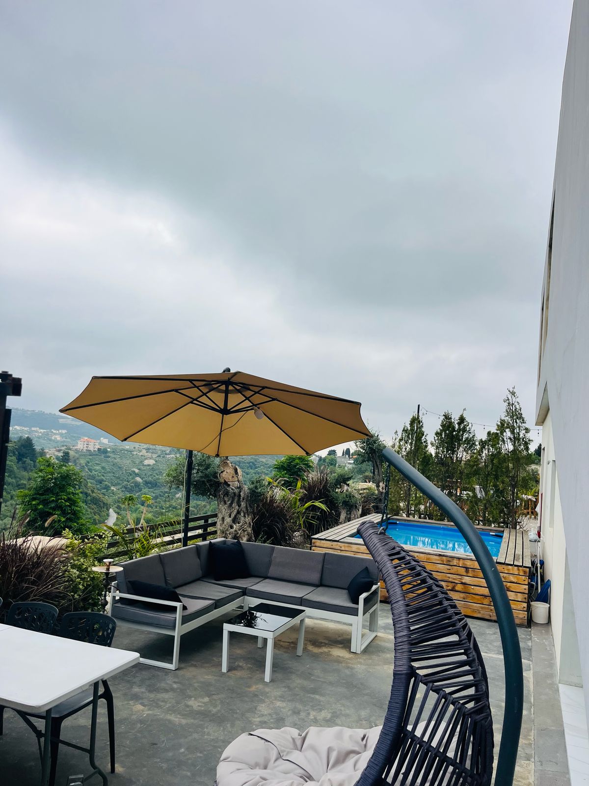 Suite Chalet with Pool – Chamat, Jbeil