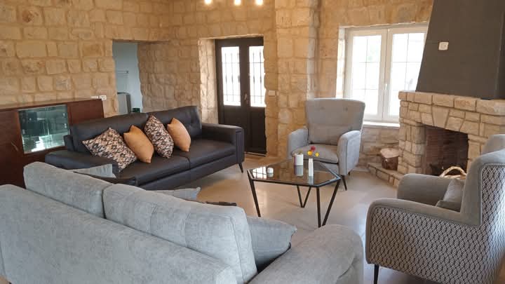 House with Pool – Bejdarfel, Batroun