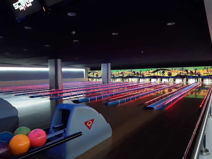 Score Bowling & Games