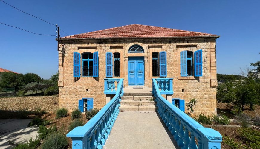 Sara Room in a Guesthoune – Beino, Akkar