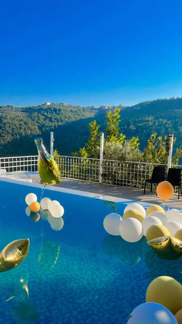 Chalet with Private Pool – Jehlieh, Chouf