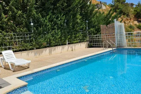 Chalet with Private Pool – Jehlieh, Chouf