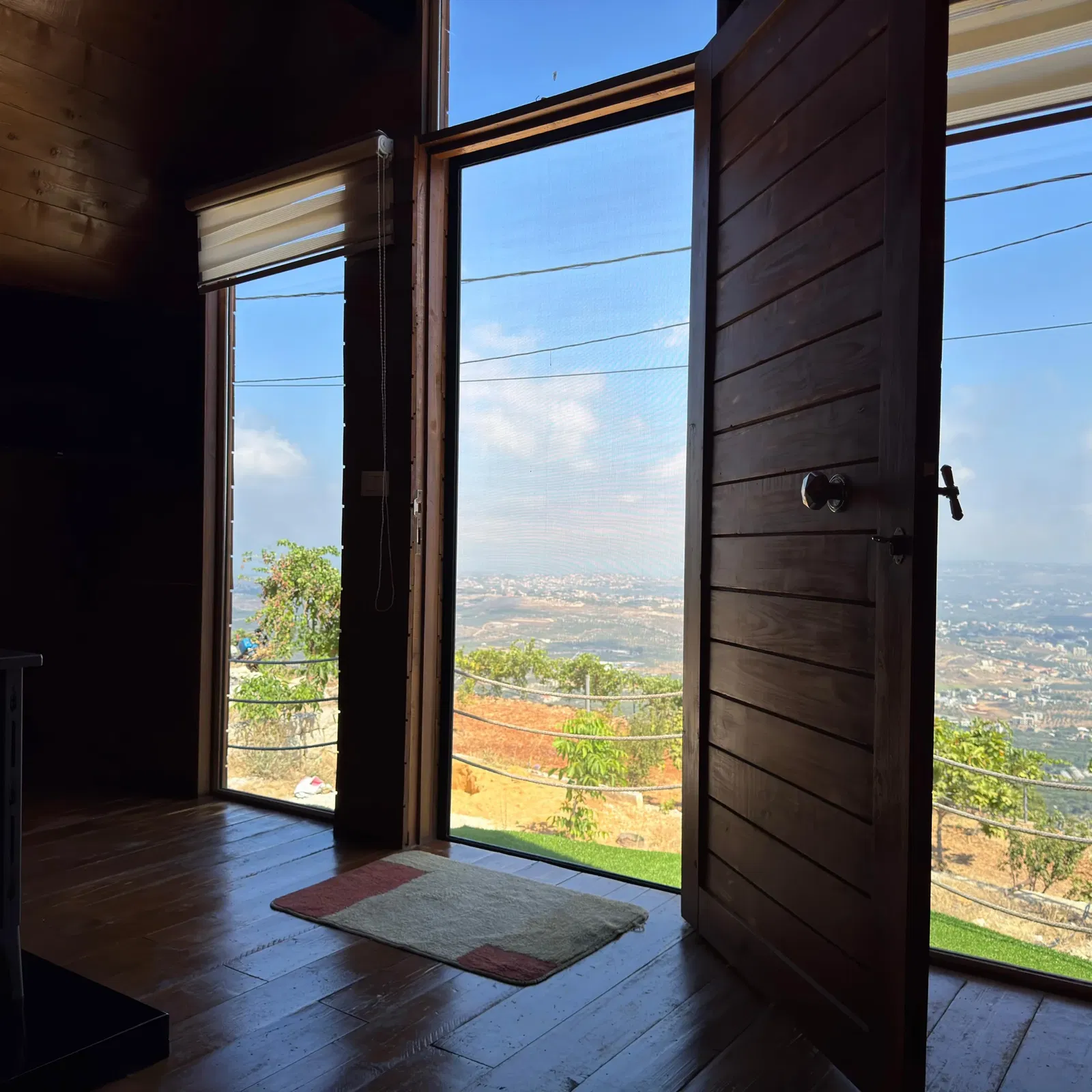 Ava A Shaped Cabin- Metrit, Koura