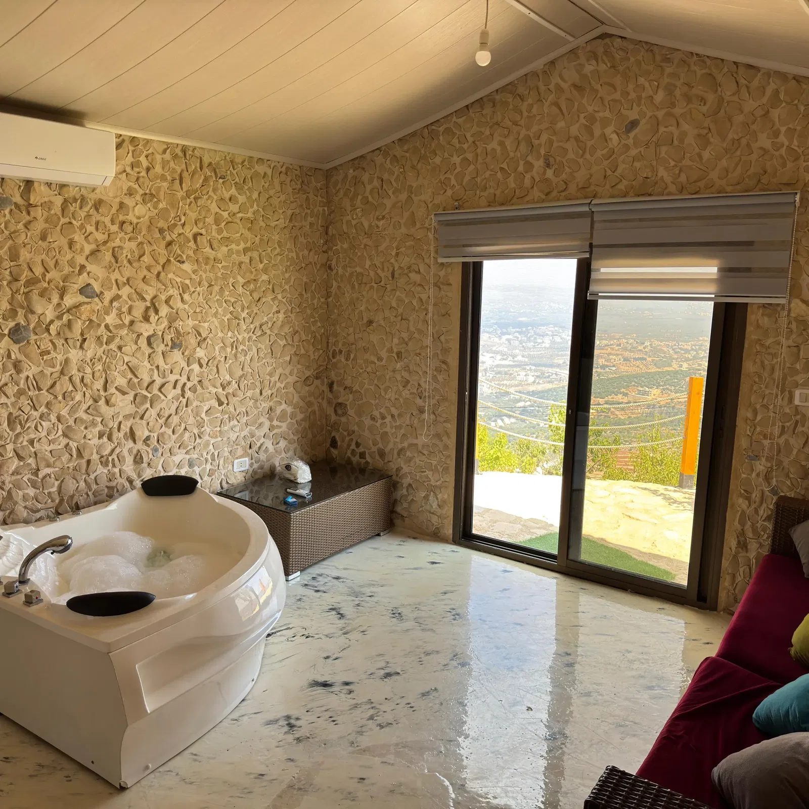 Cozy Stone Cabin – Metrit, Koura