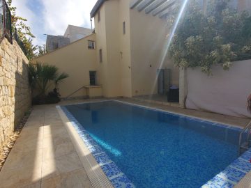 Villa with Private Pool – Mansouriet Bhamdoun