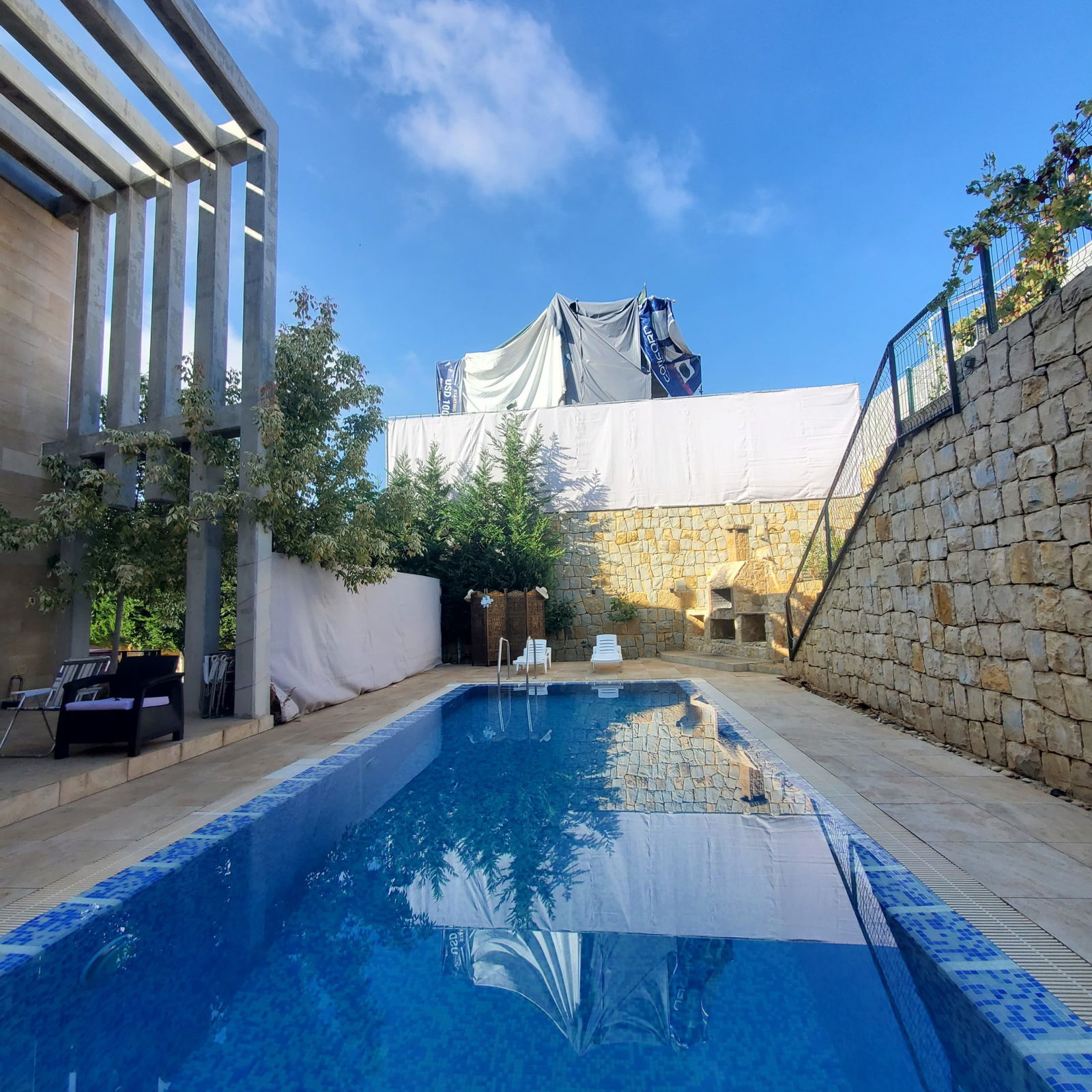 Villa with Private Pool – Mansouriet Bhamdoun