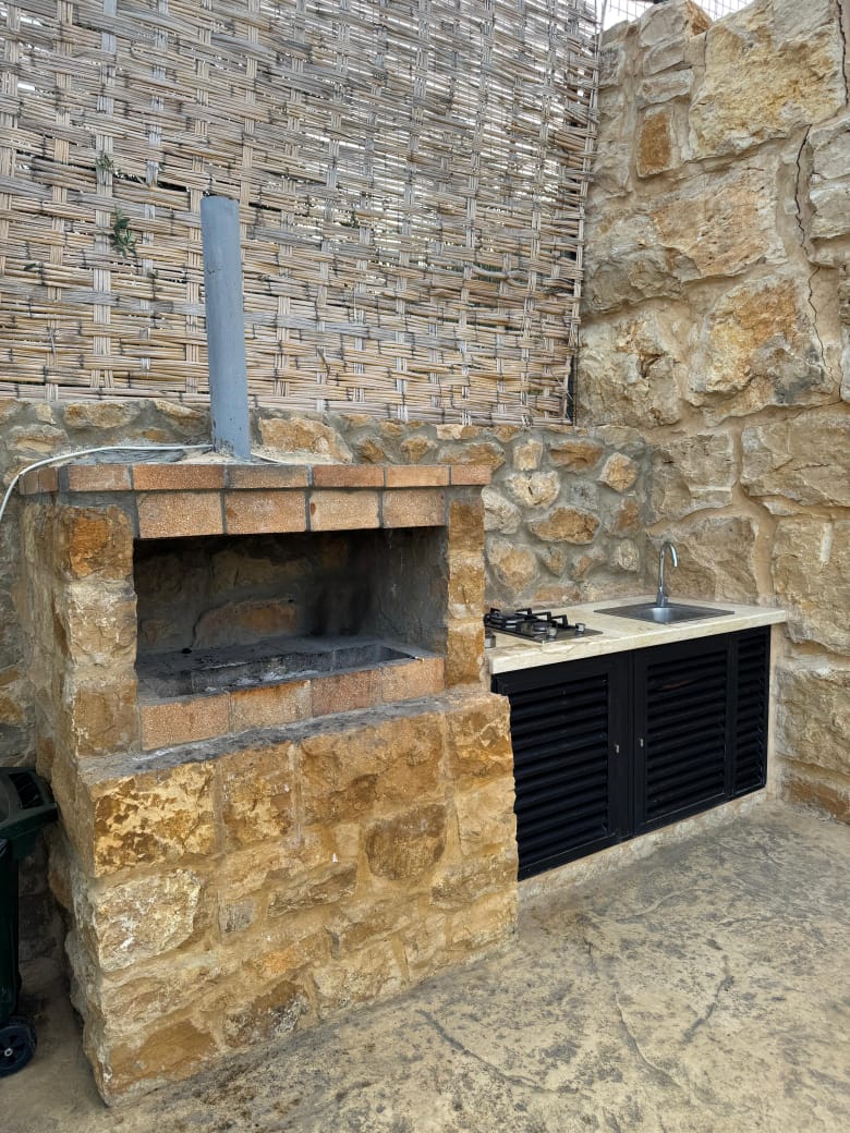 Chalet with Private Pool – Bennay, Aley