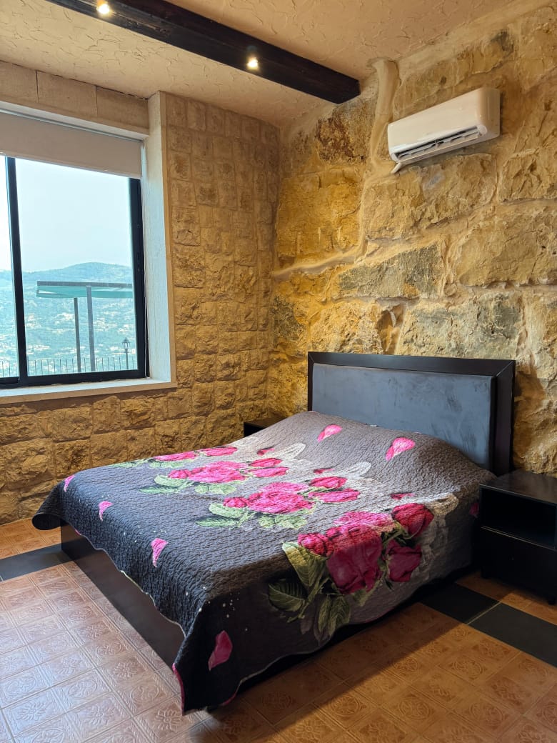 Chalet with Private Pool – Bennay, Aley