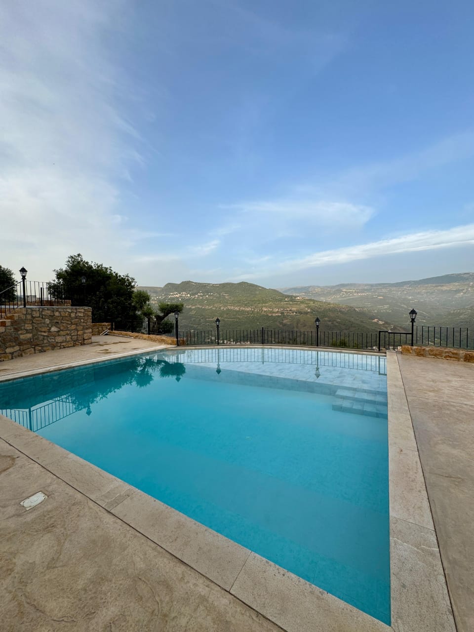 Chalet with Private Pool – Bennay, Aley