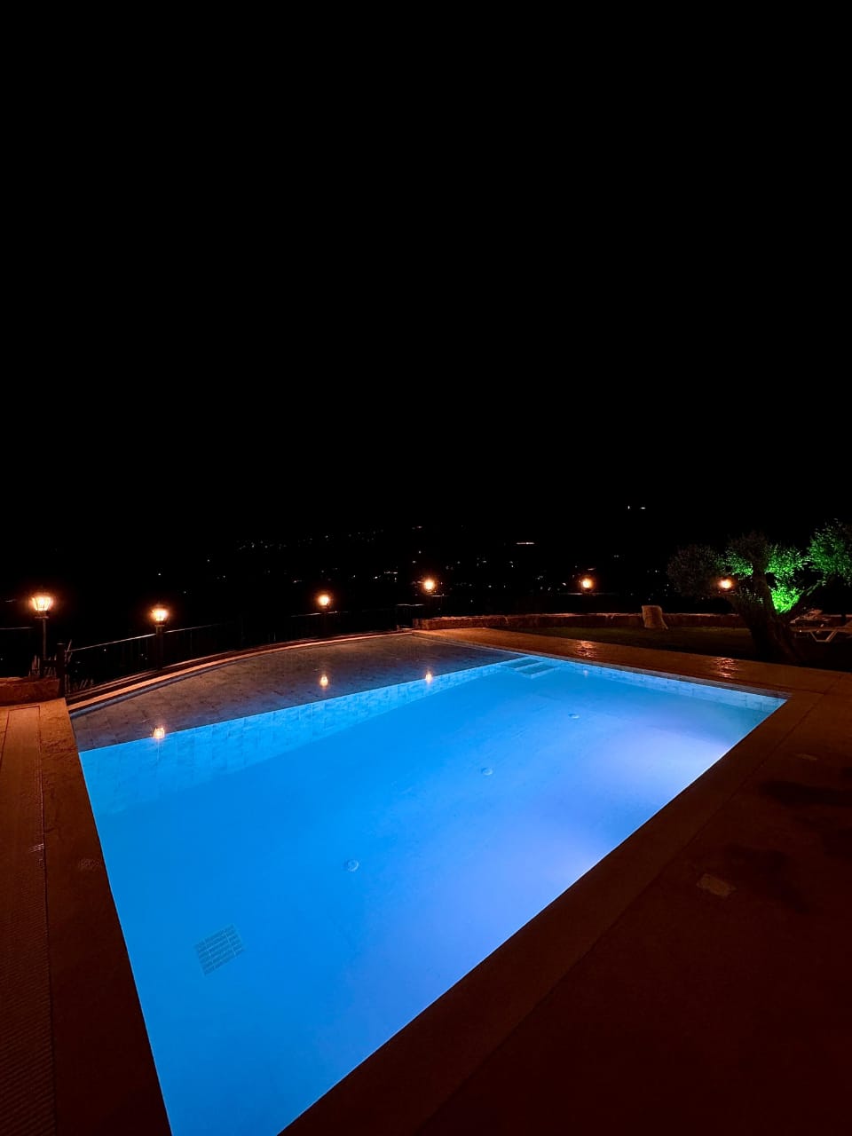 Chalet with Private Pool – Bennay, Aley