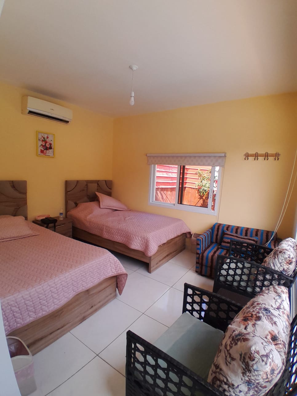 Chalet with Private Pool – Kfarmatta
