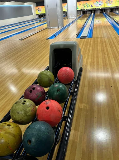 Score Bowling & Games
