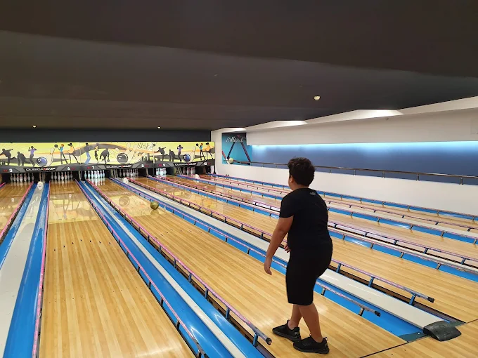 Score Bowling & Games