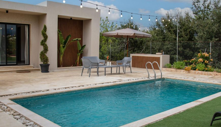 Chalet with Private Pool – Mazboud, El Chouf