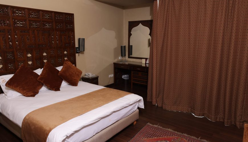 Deluxe Double Room in a Hotel – Chtaura, Beqaa