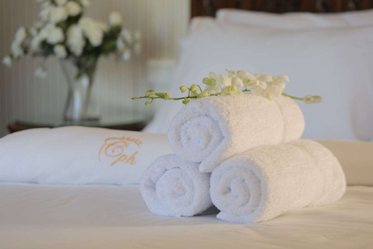 Al Camelia Suite in a Hotel – Chtaura, Beqaa