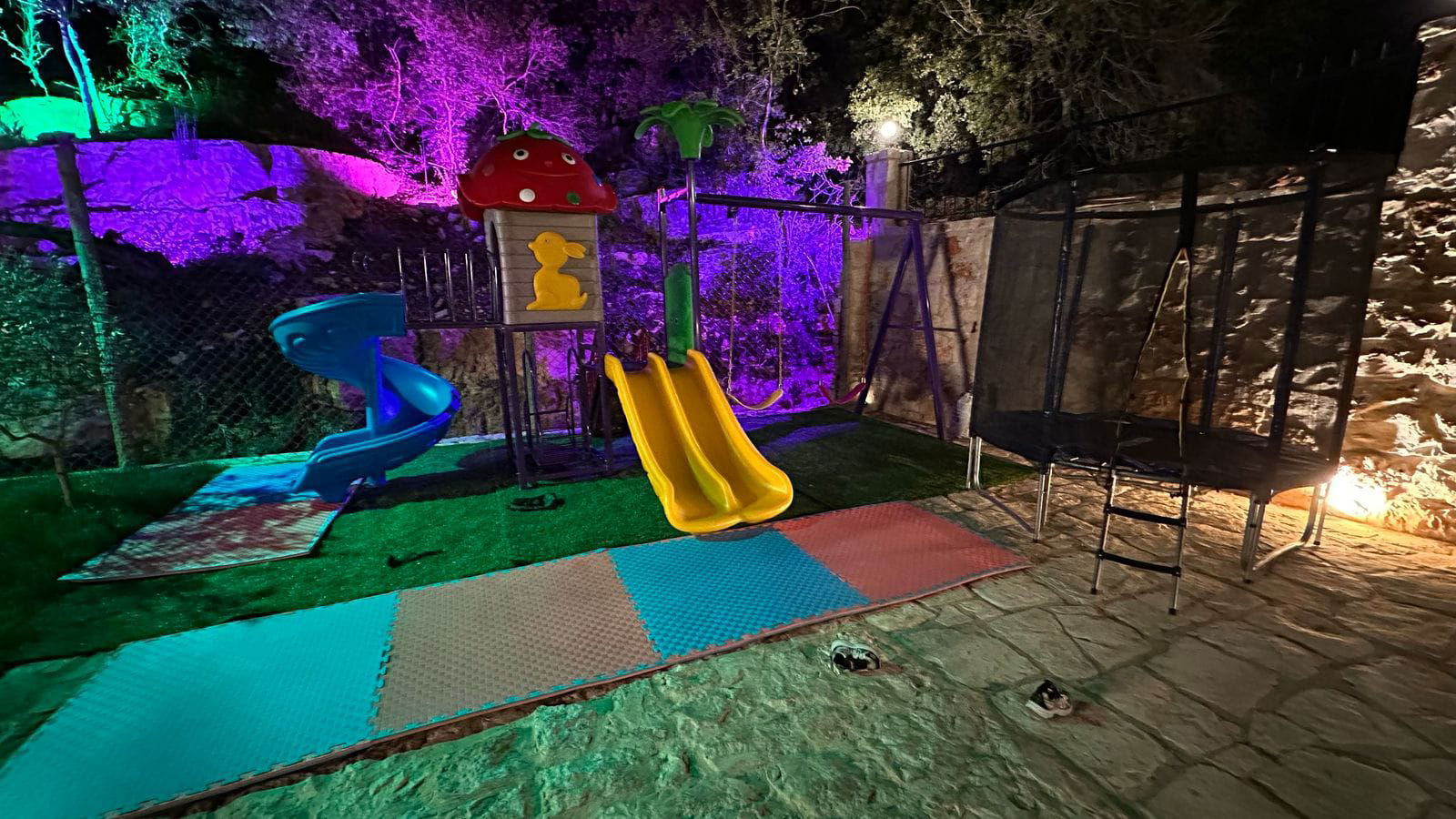 Chalet with Pool (24 Hours) – Anan, Jezzine