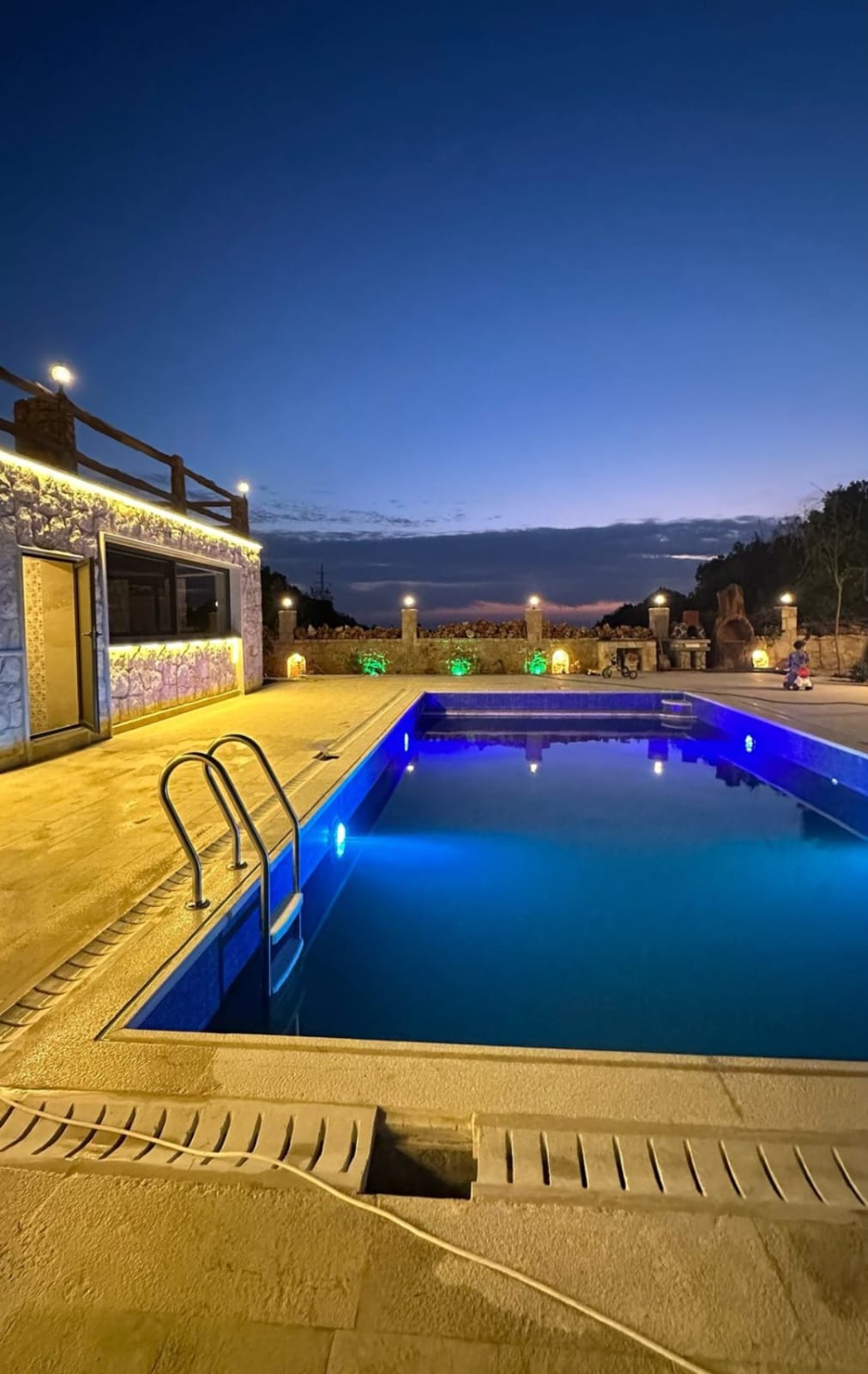 Chalet with Pool (24 Hours) – Anan, Jezzine