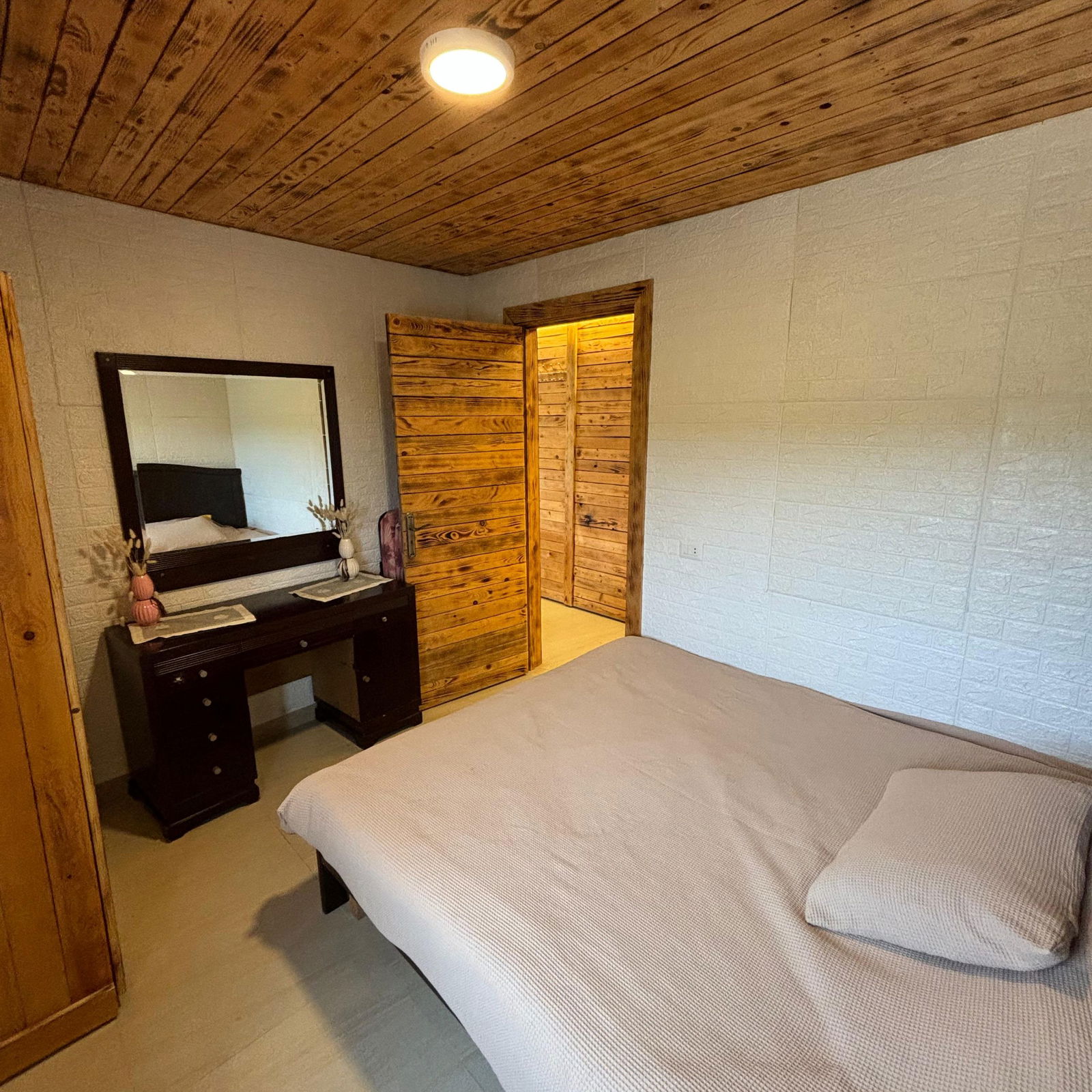 Wooden Chalet with Pool – Chabtine, Batroun