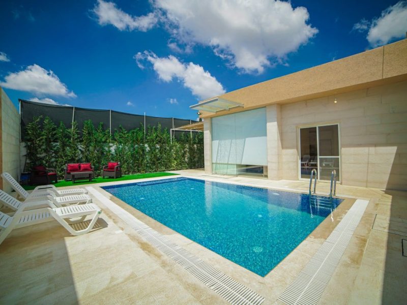 Chalet Batil with Private Pool – Ebba, Nabatieh