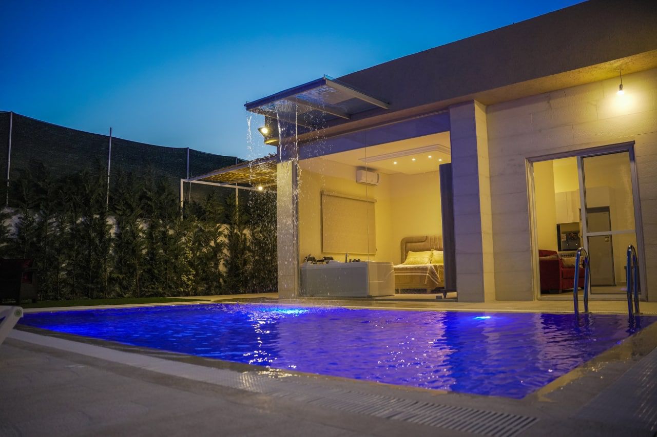 Chalets with Private Pool – Ebba, Nabatieh