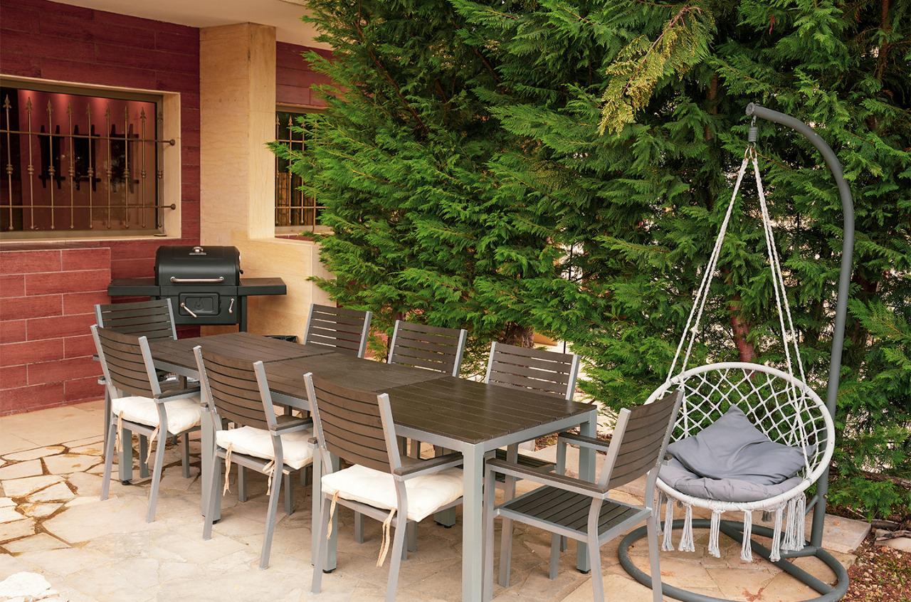 House – Zebdine, Jbeil