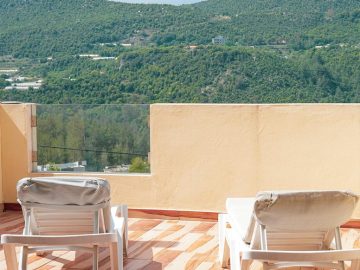 House – Zebdine, Jbeil
