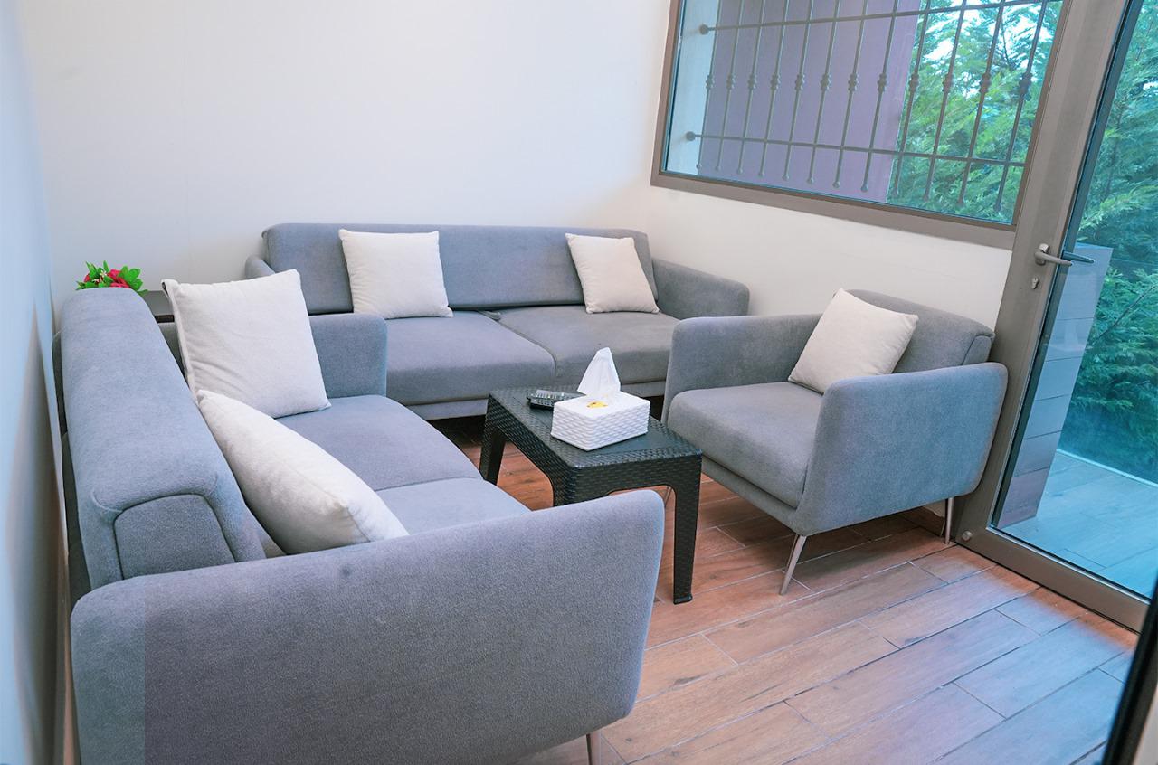 House – Zebdine, Jbeil