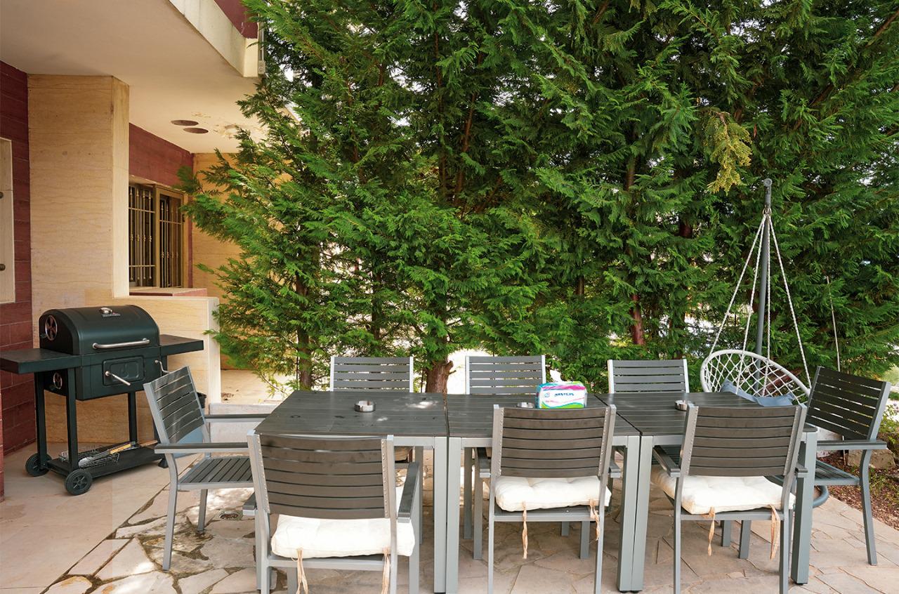 House – Zebdine, Jbeil
