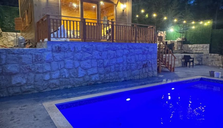 Robin Duplex Wooden Cabin – Mazboud, el Chouf