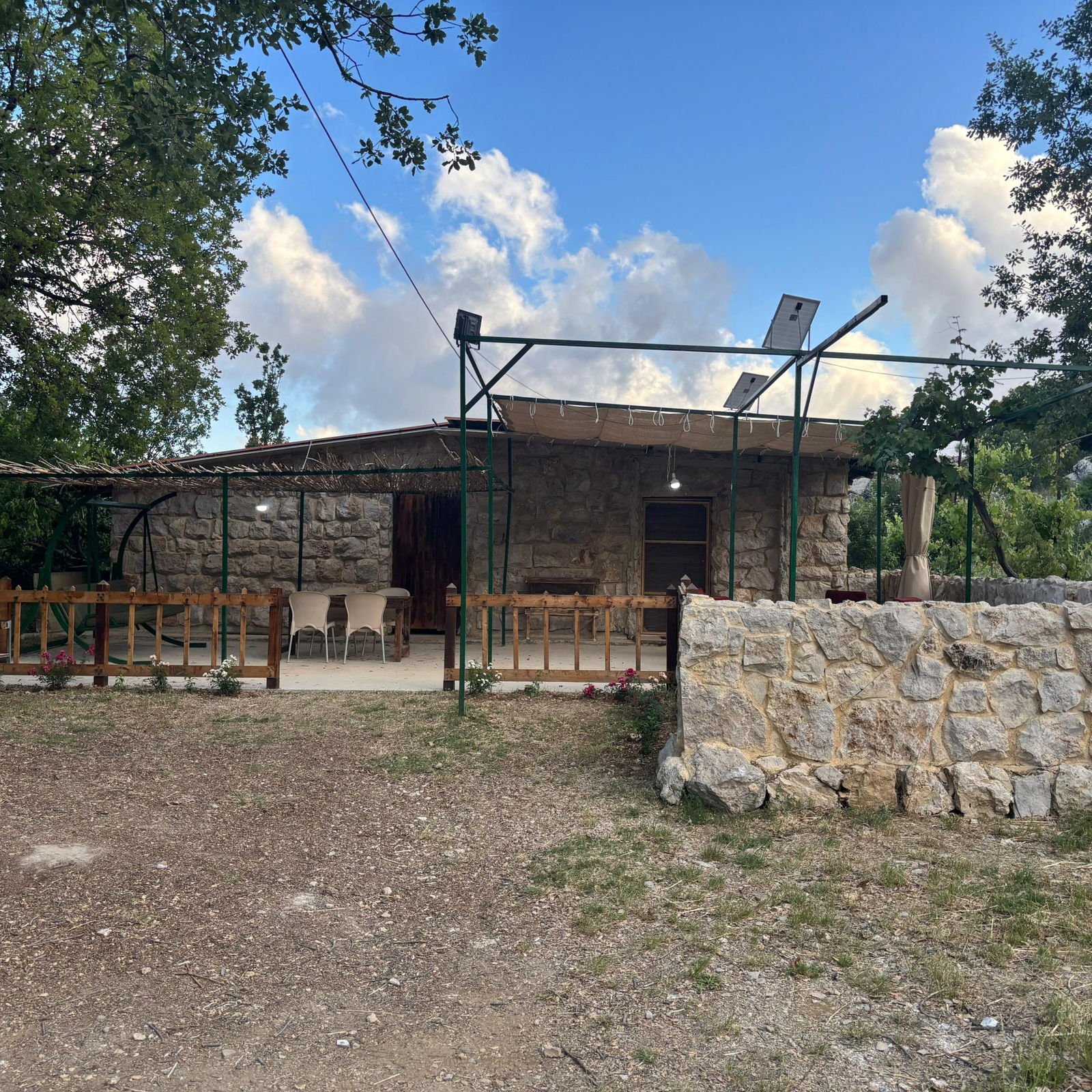 Stone House –Beqaatet Achqout, Keserwan