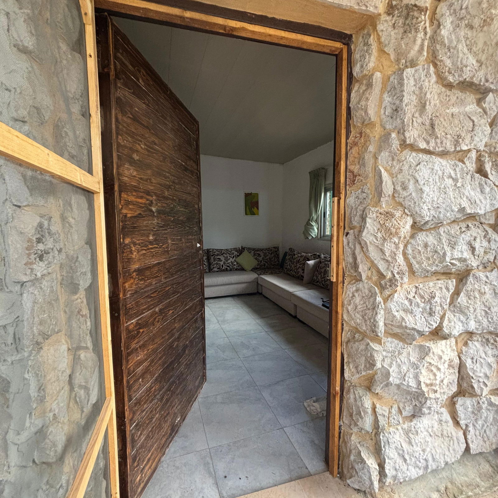 Stone House –Beqaatet Achqout, Keserwan