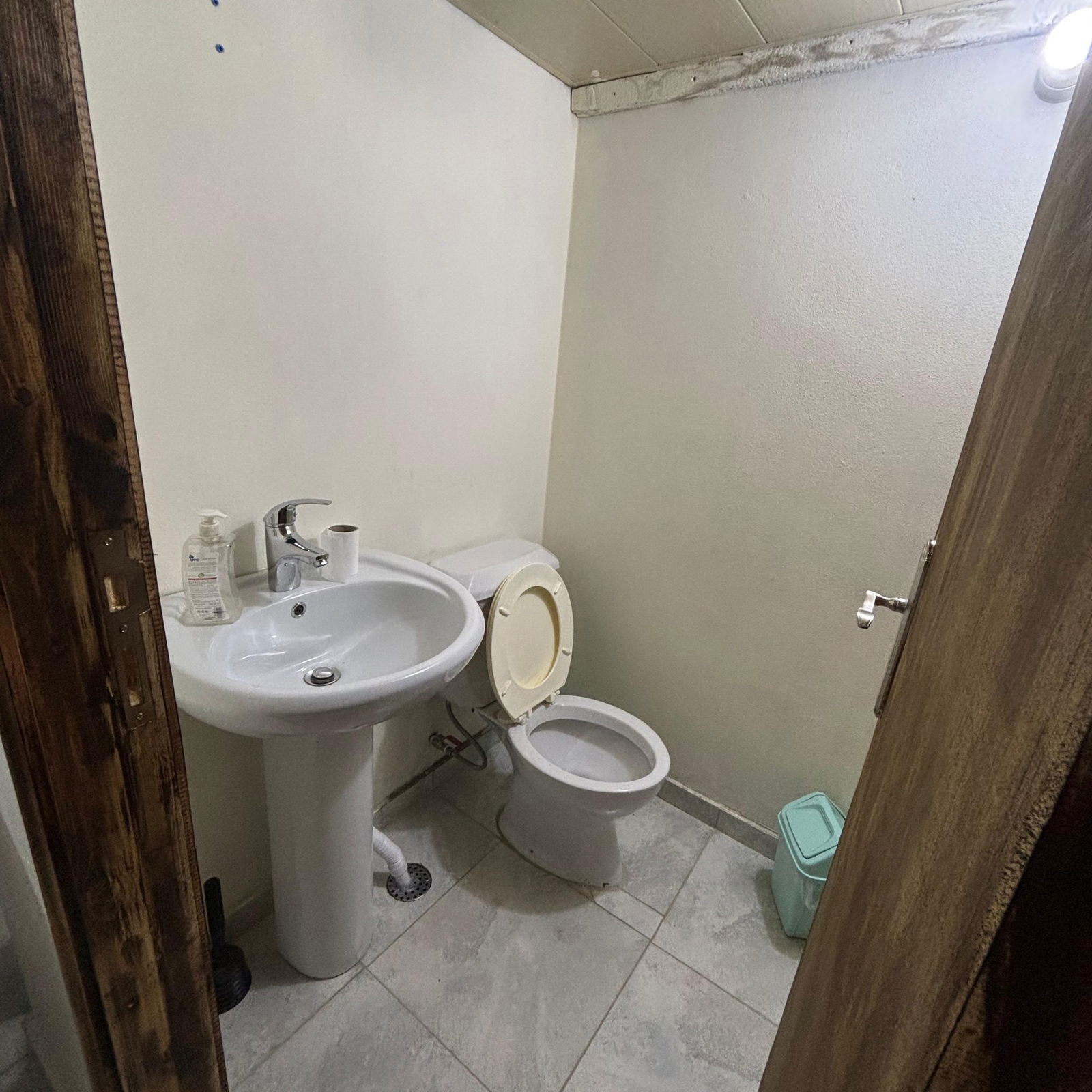 Stone House –Beqaatet Achqout, Keserwan