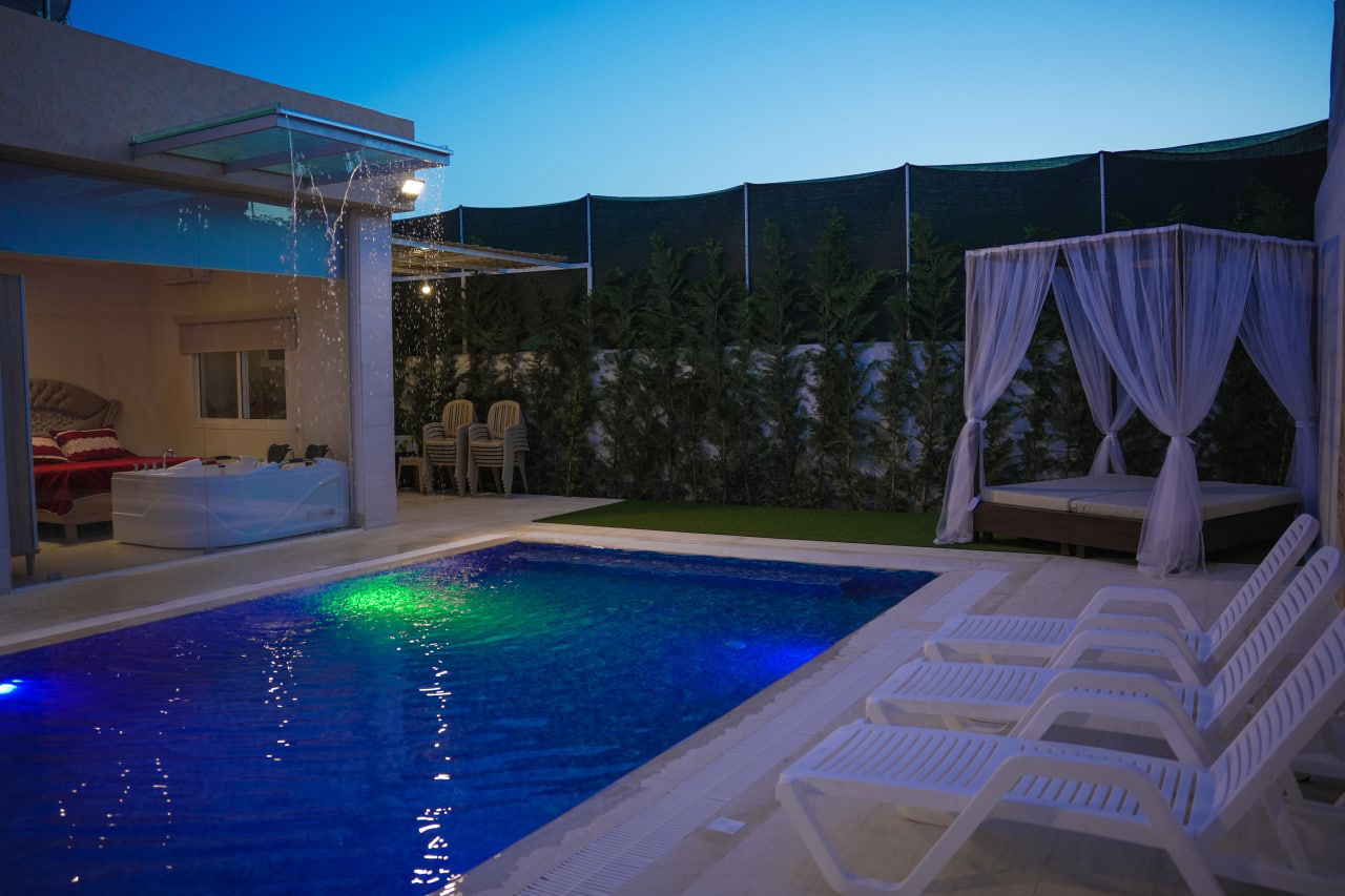 Chalet Lounar with Private Pool – Ebba, Nabatieh