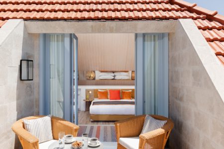Les Toit de Mechmech 2 Room in an Authentic Guesthouse – Mechmech, Jbeil