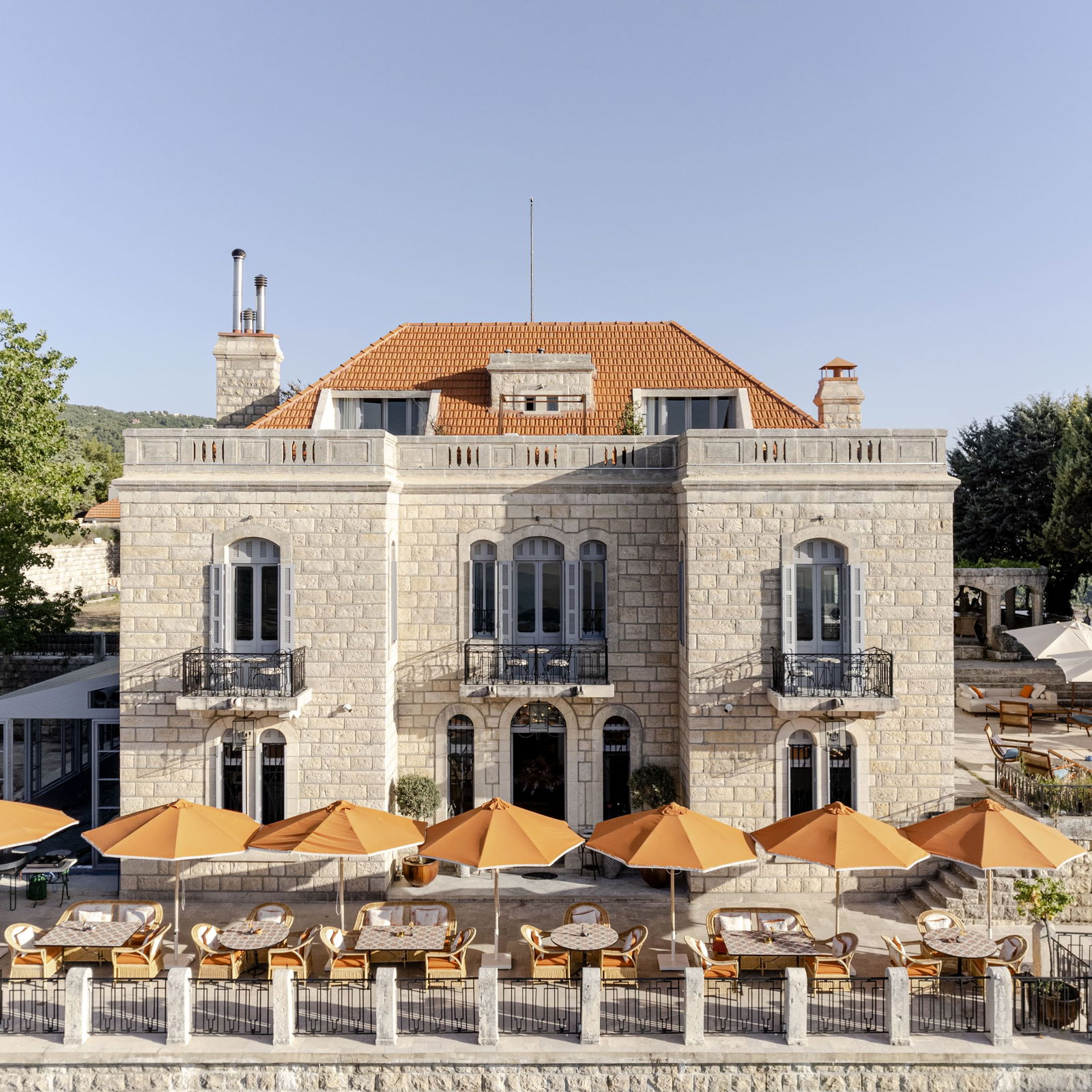 Le Duplex Room in an Authentic Guesthouse – Mechmech, Jbeil