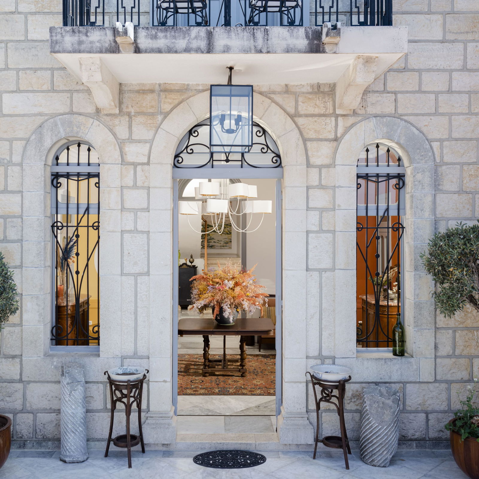 Le Duplex Room in an Authentic Guesthouse – Mechmech, Jbeil