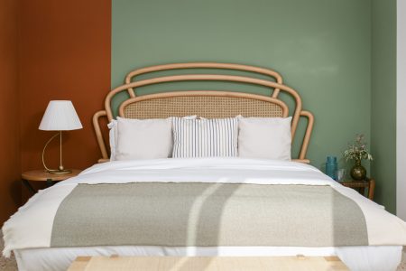 La Chambre Piaf Room in an Authentic Guesthouse – Mechmech, Jbeil