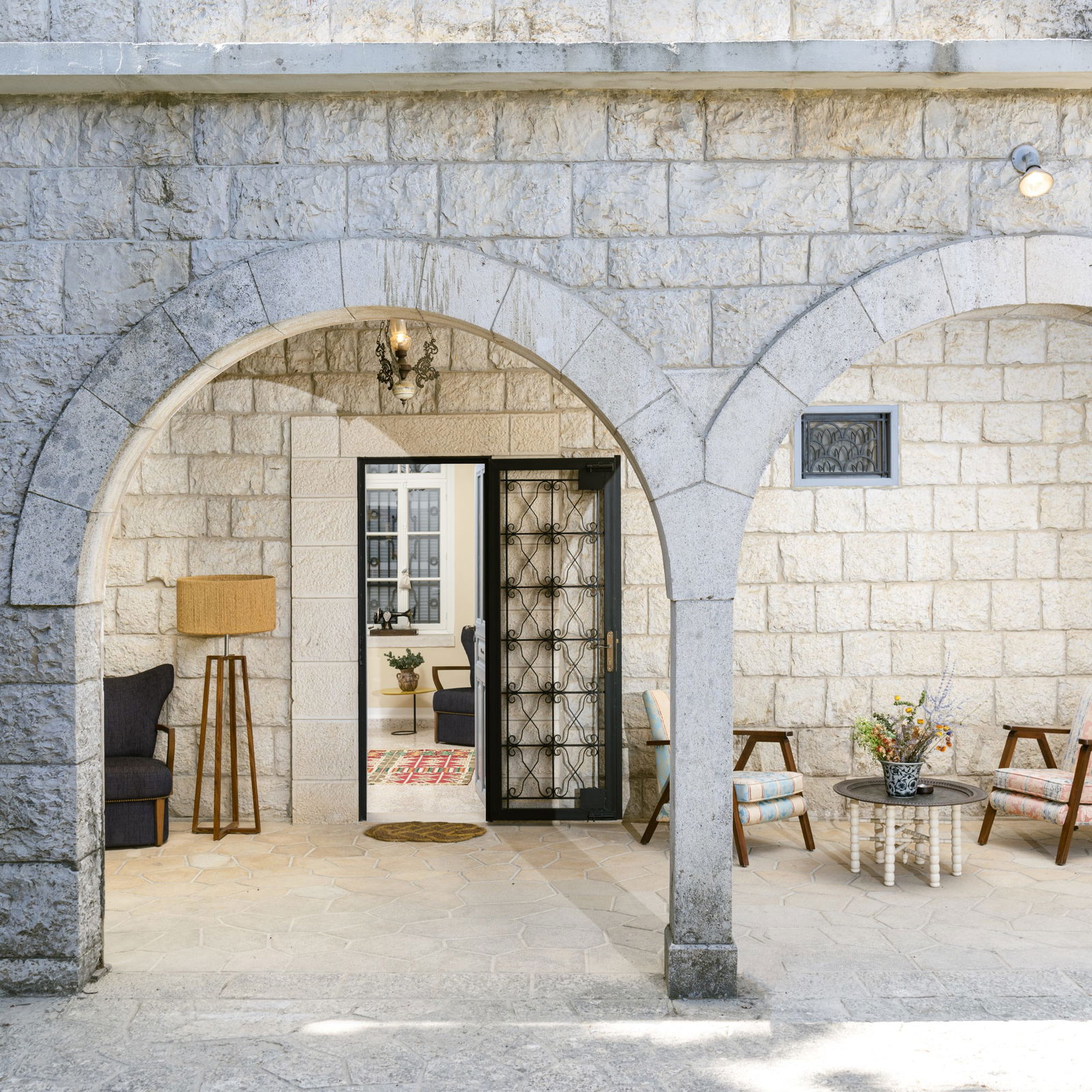 L’anamour Room in an Authentic Guesthouse – Mechmech, Jbeil