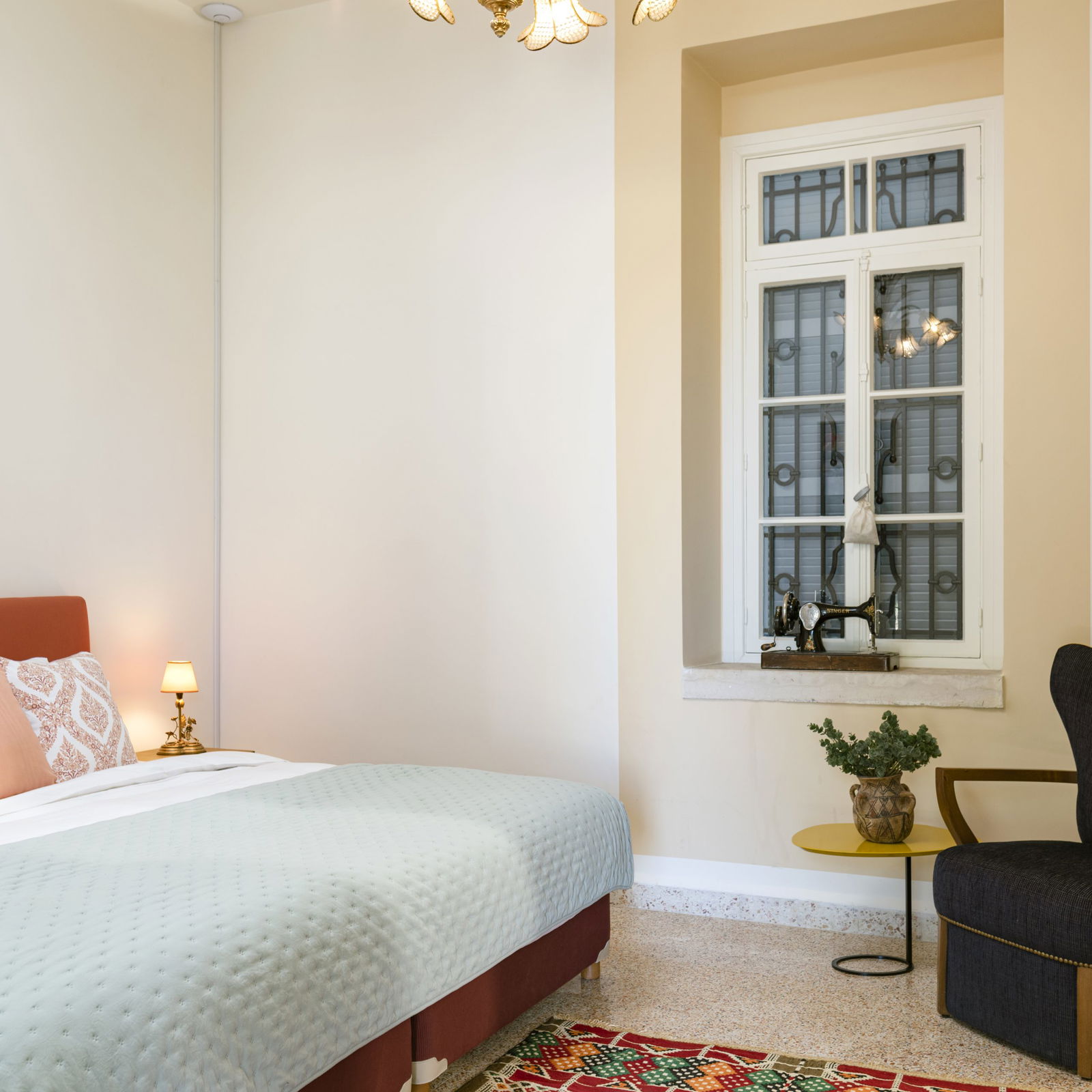 L’anamour Room in an Authentic Guesthouse – Mechmech, Jbeil