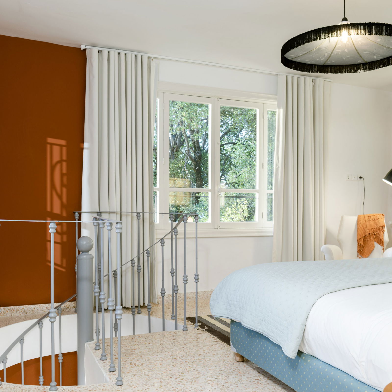 Le Duplex Room in an Authentic Guesthouse – Mechmech, Jbeil