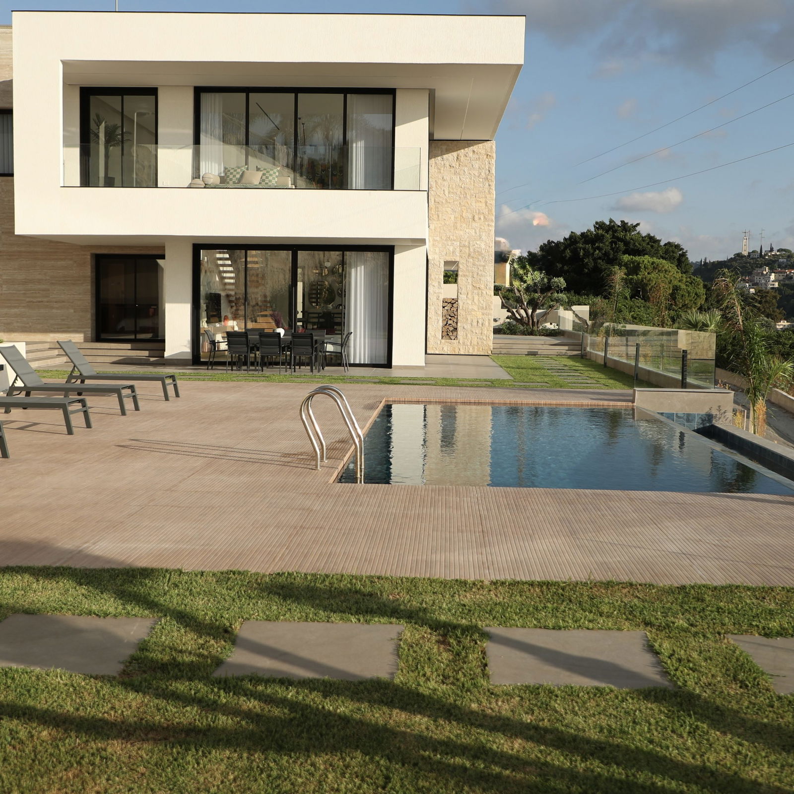 Villa for Evening Use- Aqtanit, Saida