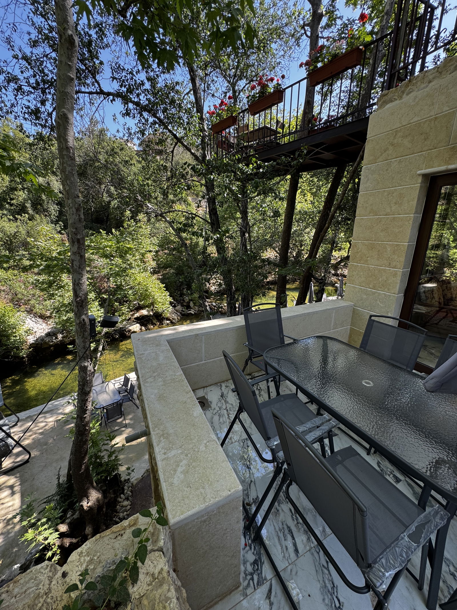 Chalet One with Private Pool – Jeser el Qadi, Chouf