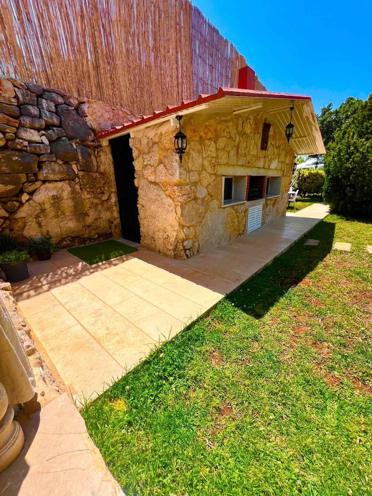 Chalet with Private Pool – Bejjeh, Jbeil
