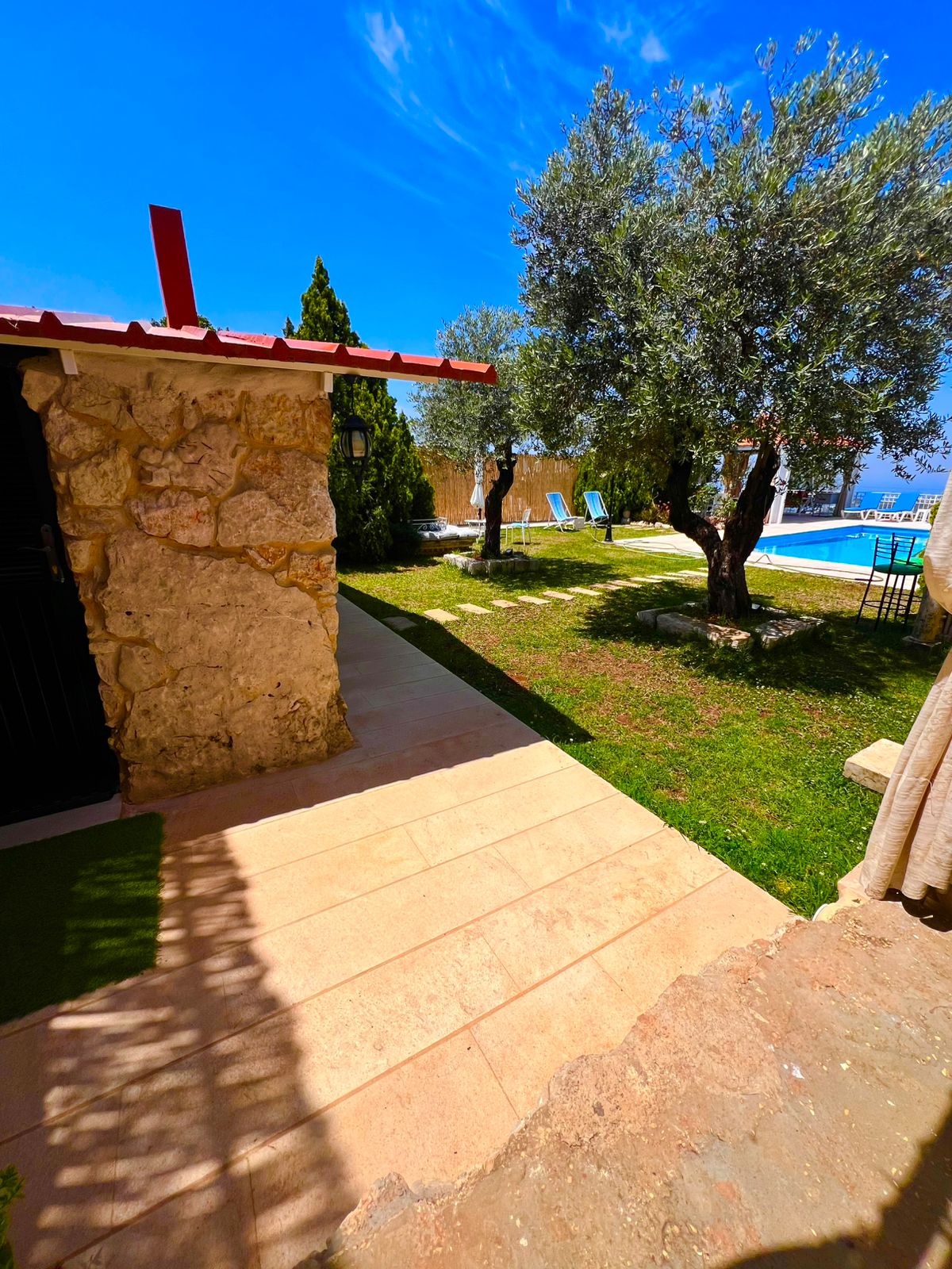 Chalet with Private Pool – Bejjeh, Jbeil