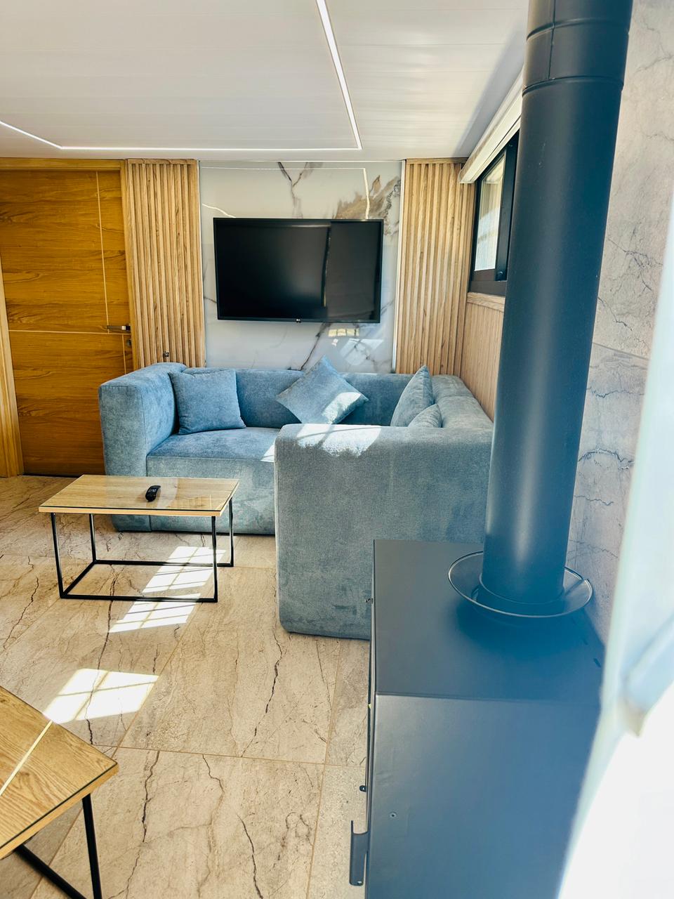 Chalet with Shared Pool – Ehden