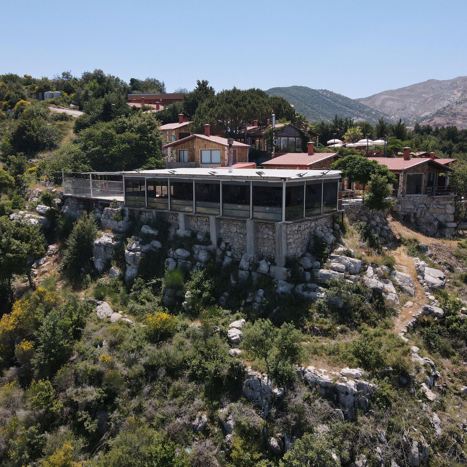 Senior Bungalow Prestige in a Resort – Jezzine