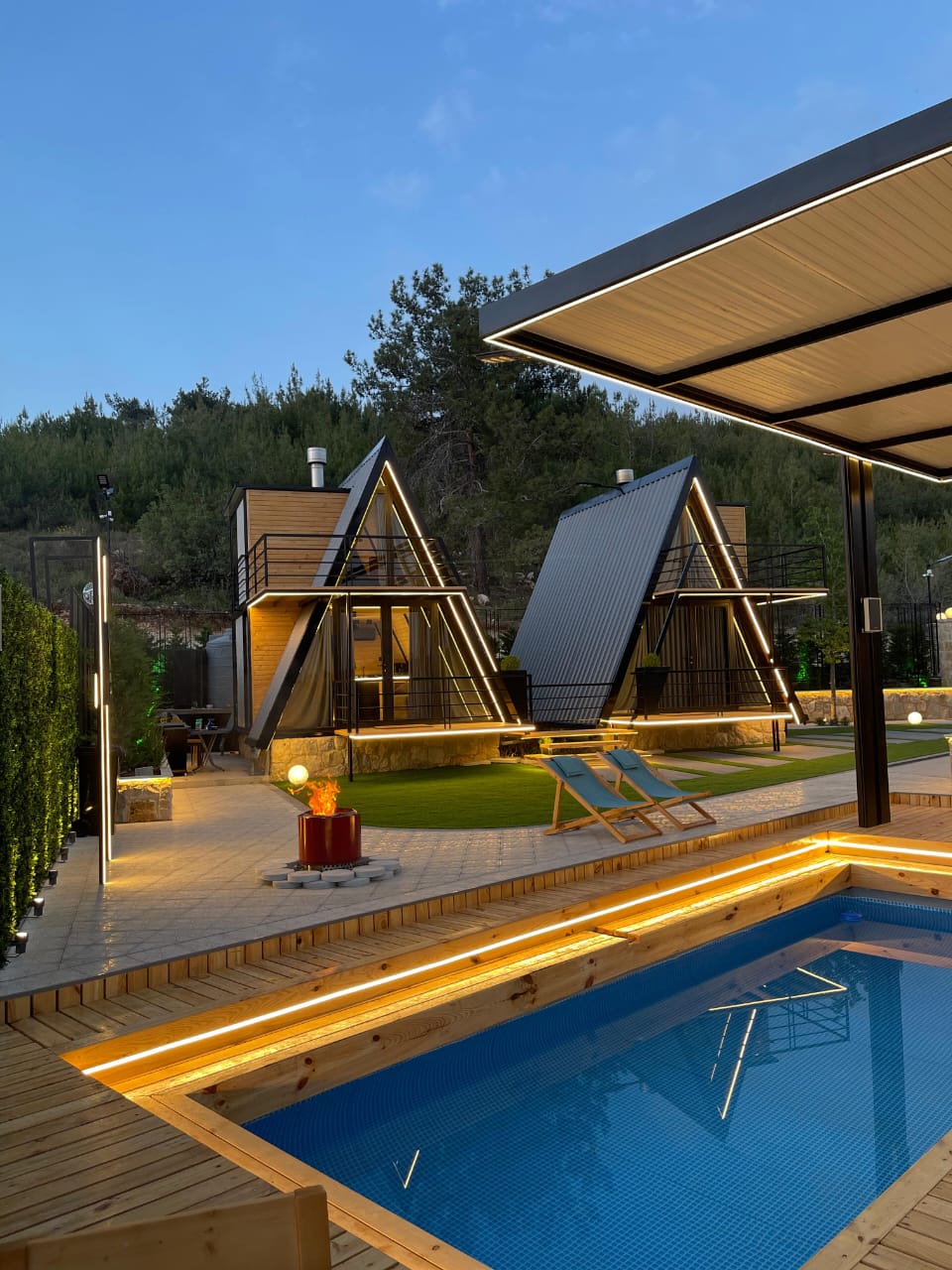 A- Shaped Bungalows with Pool – Daraya, Chouf